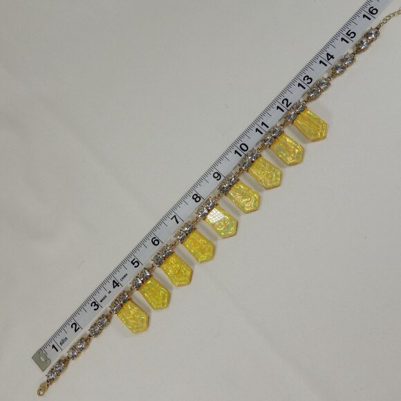 Vintage‎ Yellow Opalescent Geometric Bib Necklace With Clear Crystal Accents - Picture 6 of 7